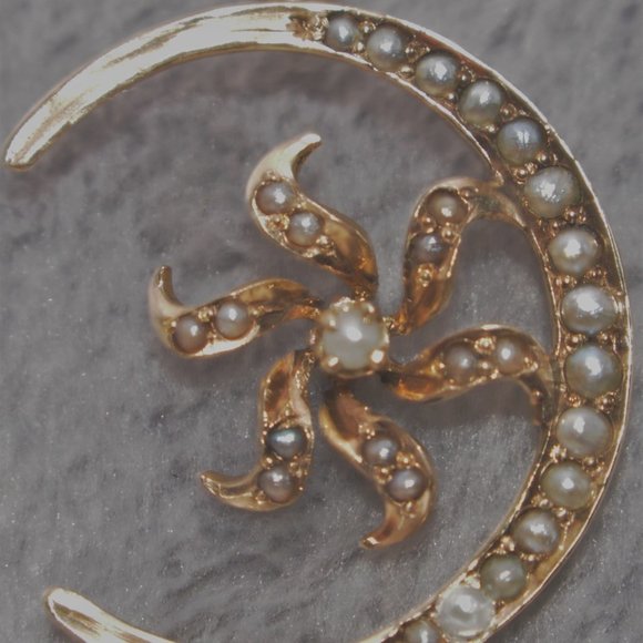 Victorian 14K YGold Cresent Moon Starburst Flower with Pearl and Seed Pearls - Picture 5 of 10